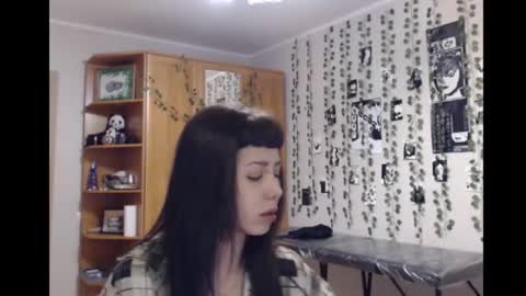 Mina online show from 11-12-25, 06:08