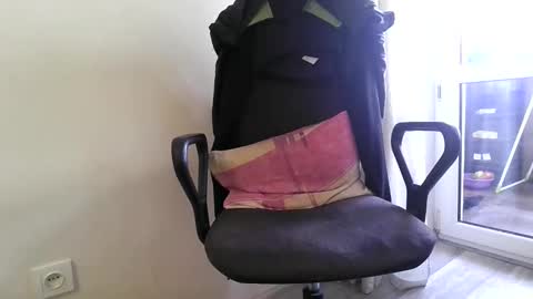 Anton online show from 04-27-26, 06:33