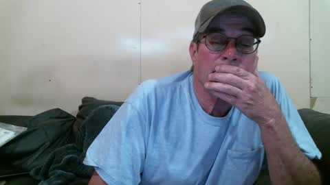 Snapshot of wbfarm chatting on 02-26-26, 03:16 WB Farm online show from 02-26-26, 03:16