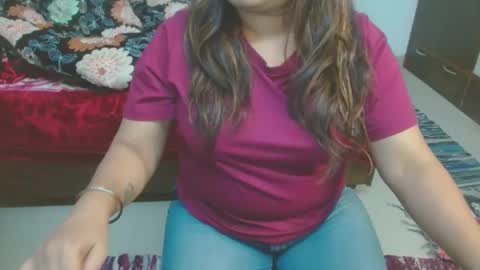 Snapshot of we_are_indian chatting on 12-20-24, 07:33 khushiwife kabirhubby kavyasexy gf online show from 12-20-24, 07:33