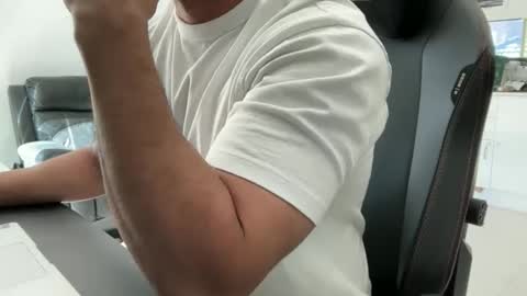 Weapon X online show from 04-12-26, 11:21