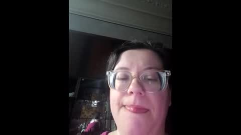 Marina online show from 12-16-25, 01:16