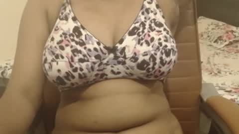 mina online show from 09-30-25, 12:21