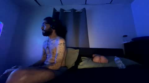 ShootingWebs online show from 11-14-25, 08:35