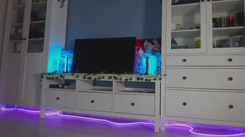 Snapshot of weed_princesss chatting on 12-05-24, 01:28  moon  online show from 12-05-24, 01:28