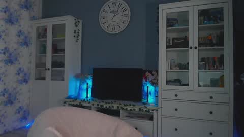 Snapshot of weed_princesss chatting on 01-23-25, 12:09  moon  online show from 01-23-25, 12:09