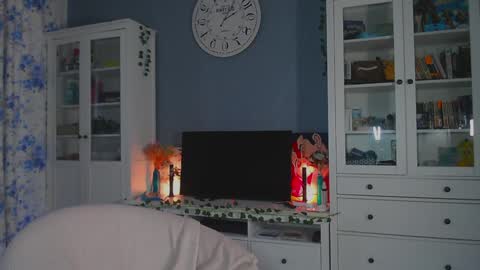 Snapshot of weed_princesss chatting on 01-31-25, 11:56  moon  online show from 01-31-25, 11:56