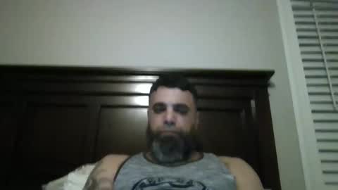 Snapshot of weezy210 chatting on 01-11-25, 12:33 Weezy online show from 01-11-25, 12:33