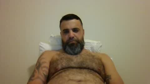 Snapshot of weezy210 chatting on 09-26-25, 01:31 Weezy online show from 09-26-25, 01:31