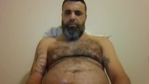 Snapshot of weezy210 chatting on 10-08-25, 11:13 Weezy online show from 10-08-25, 11:13