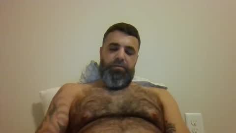 Snapshot of weezy210 chatting on 10-19-25, 12:33 Weezy online show from 10-19-25, 12:33