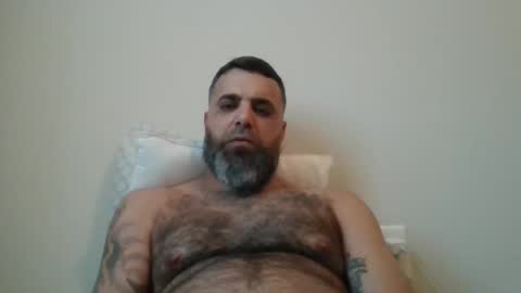 Snapshot of weezy210 chatting on 10-25-25, 04:02 Weezy online show from 10-25-25, 04:02