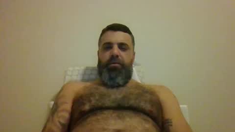 Snapshot of weezy210 chatting on 11-08-25, 03:50 Weezy online show from 11-08-25, 03:50