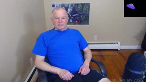 Snapshot of weird_chris chatting on 01-10-26, 09:41 Chris online show from 01-10-26, 09:41