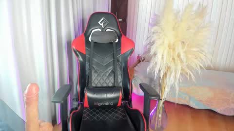 Alexa I love to make a Mess in public and do Crazy on pvt online show from 03-25-26, 12:44