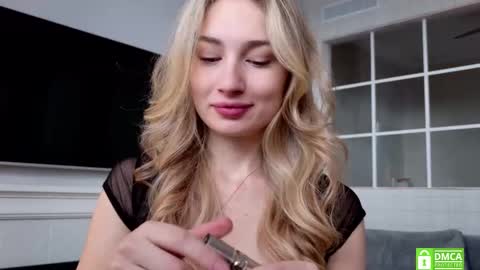 CAREN online show from 11-26-25, 07:42