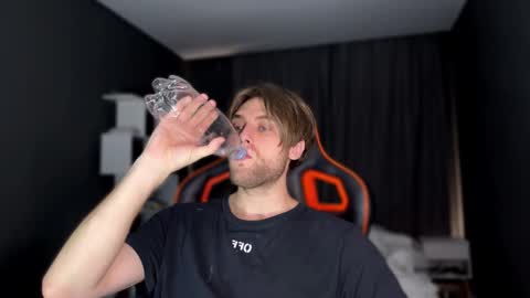 wellidonehere online show from 11-02-25, 10:56