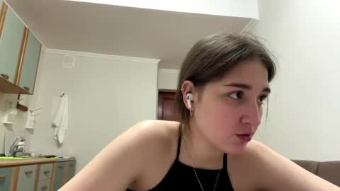 Anna online show from 04-25-26, 02:25