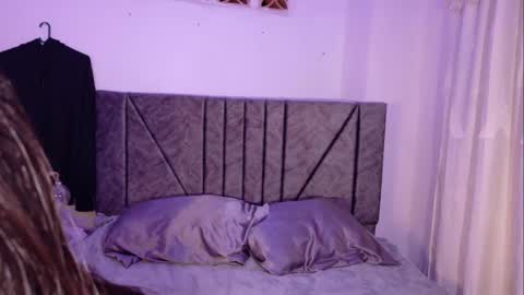 Snapshot of wendy_mills_ chatting on 02-05-26, 04:17 Wendy online show from 02-05-26, 04:17