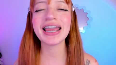 Wenstacie INDEPENDENT MODEL online show from 06-26-26, 02:05