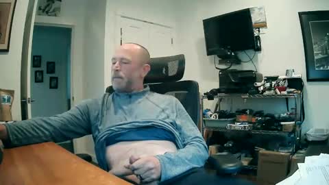 weseeyouwatching online show from 11-18-25, 07:51