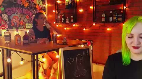 little girl who is always rightLisa online show from 09-25-25, 02:37