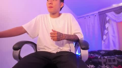 Snapshot of wesley_boy chatting on 01-14-26, 01:28 Wesley Boy online show from 01-14-26, 01:28