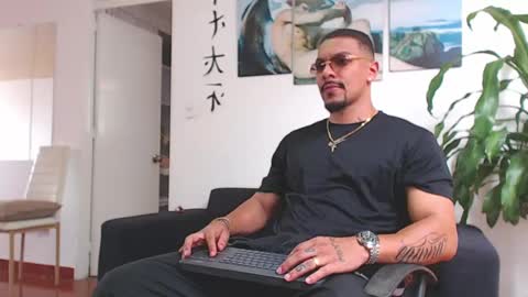 Wesley Rogger online show from 03-01-25, 07:48