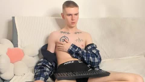 Wes online show from 12-29-24, 02:49