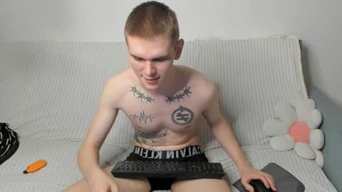 Wes online show from 01-11-25, 08:21