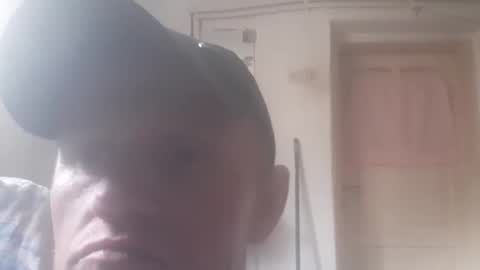 Snapshot of wesoly88 chatting on 11-11-25, 10:48 Hot88men online show from 11-11-25, 10:48