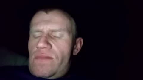 Snapshot of wesoly88 chatting on 11-22-25, 03:27 Hot88men online show from 11-22-25, 03:27