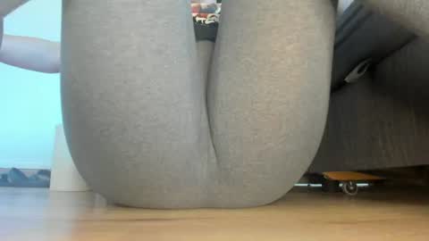 Snapshot of wet_pants2022 chatting on 06-18-26, 08:58 wet_pants2022 online show from 06-18-26, 08:58