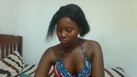 Snapshot of wet_pussieyy chatting on 11-29-25, 05:32 wet_pussieyy online show from 11-29-25, 05:32