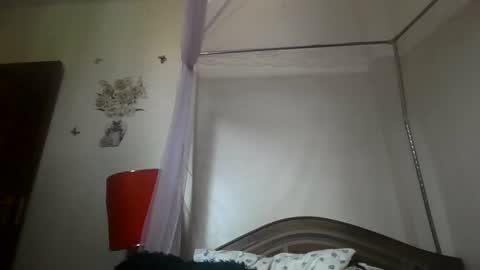 Snapshot of wet_pussieyy chatting on 12-05-25, 11:30 wet_pussieyy online show from 12-05-25, 11:30