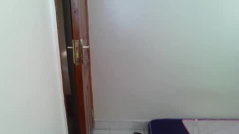 Snapshot of wet_pussy2025 chatting on 11-22-25, 02:16 wet_pussy2025 online show from 11-22-25, 02:16