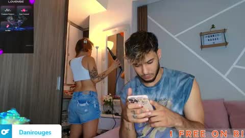 Mia and Dylan online show from 12-05-25, 01:14