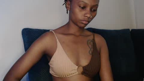 Bella online show from 07-17-26, 06:53