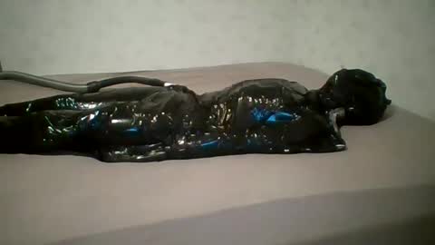 wetnbound online show from 12-17-25, 09:10