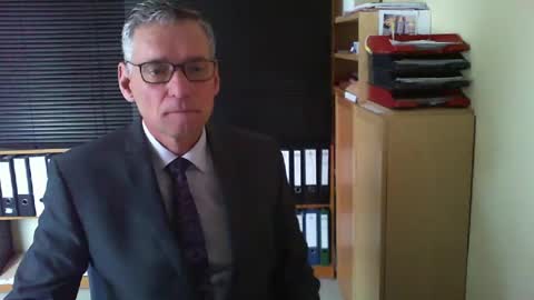 Snapshot of wetsuitedman chatting on 07-11-26, 05:54 Franz online show from 07-11-26, 05:54