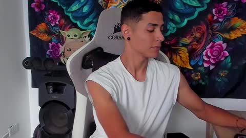 Snapshot of wexx_ chatting on 12-21-24, 06:34 wex online show from 12-21-24, 06:34