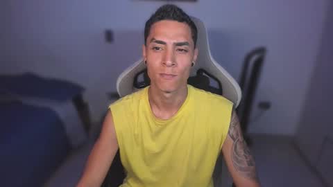 Snapshot of wexx_ chatting on 01-19-26, 03:10 wex online show from 01-19-26, 03:10