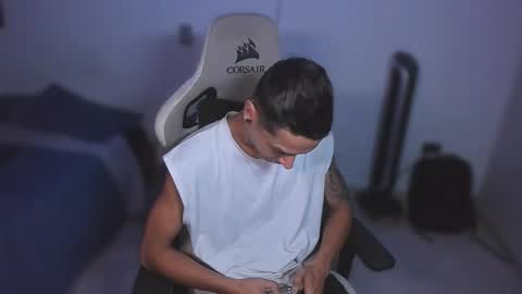 Snapshot of wexx_ chatting on 02-06-26, 09:51 wex online show from 02-06-26, 09:51