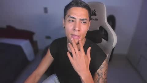 Snapshot of wexx_ chatting on 02-22-26, 04:13 wex online show from 02-22-26, 04:13