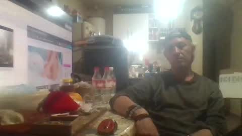 Snapshot of wg_colbert_noir chatting on 10-14-25, 06:14 wg_colbert_noir online show from 10-14-25, 06:14