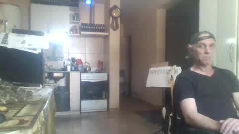 Snapshot of wg_colbert_noir chatting on 10-19-25, 08:42 wg_colbert_noir online show from 10-19-25, 08:42