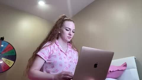 Snapshot of wh0remoanal chatting on 03-13-26, 02:29 Madasyn Rose online show from 03-13-26, 02:29