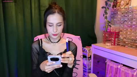 Victoria Maria online show from 05-29-26, 01:25