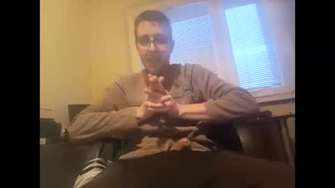 Snapshot of whatwouldyouliketosee chatting on 11-25-25, 06:13 stoffy online show from 11-25-25, 06:13