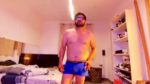 whereisthehugo online show from 10-11-25, 01:27